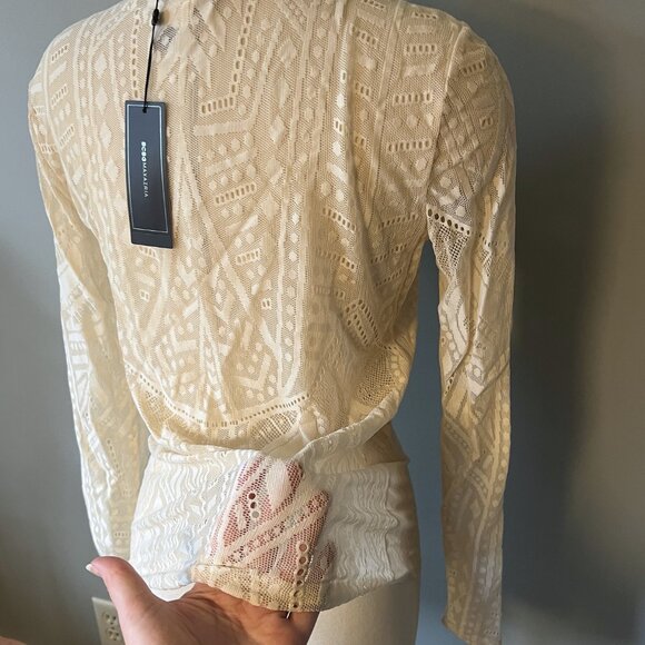 BCBG L Agda Cream Off White Lace Mesh See Through Stretch Top Shirt POSH56 - Picture 9 of 12